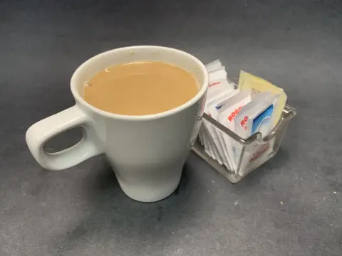 Almond Coffee / 杏啡