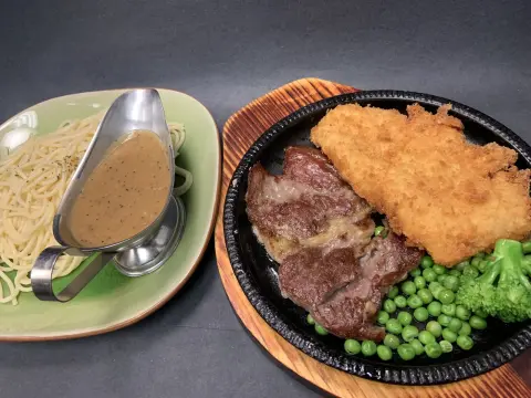 Beef & Cutlet Sole Steak Combo / 黑椒牛扒 + 吉列魚柳