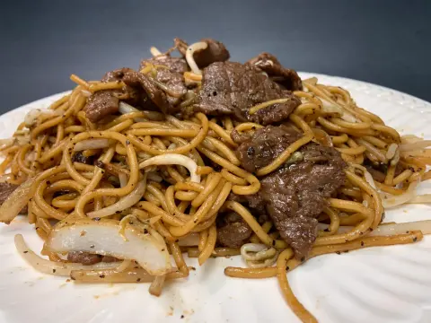 Black Pepper Beef Spaghetti Stir-Fry / 干炒黑椒牛肉意粉