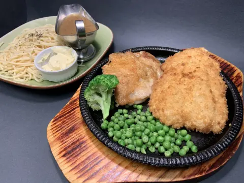 Chicken & Cutlet Sole Steak Combo / 黑椒雞扒 + 吉列魚柳