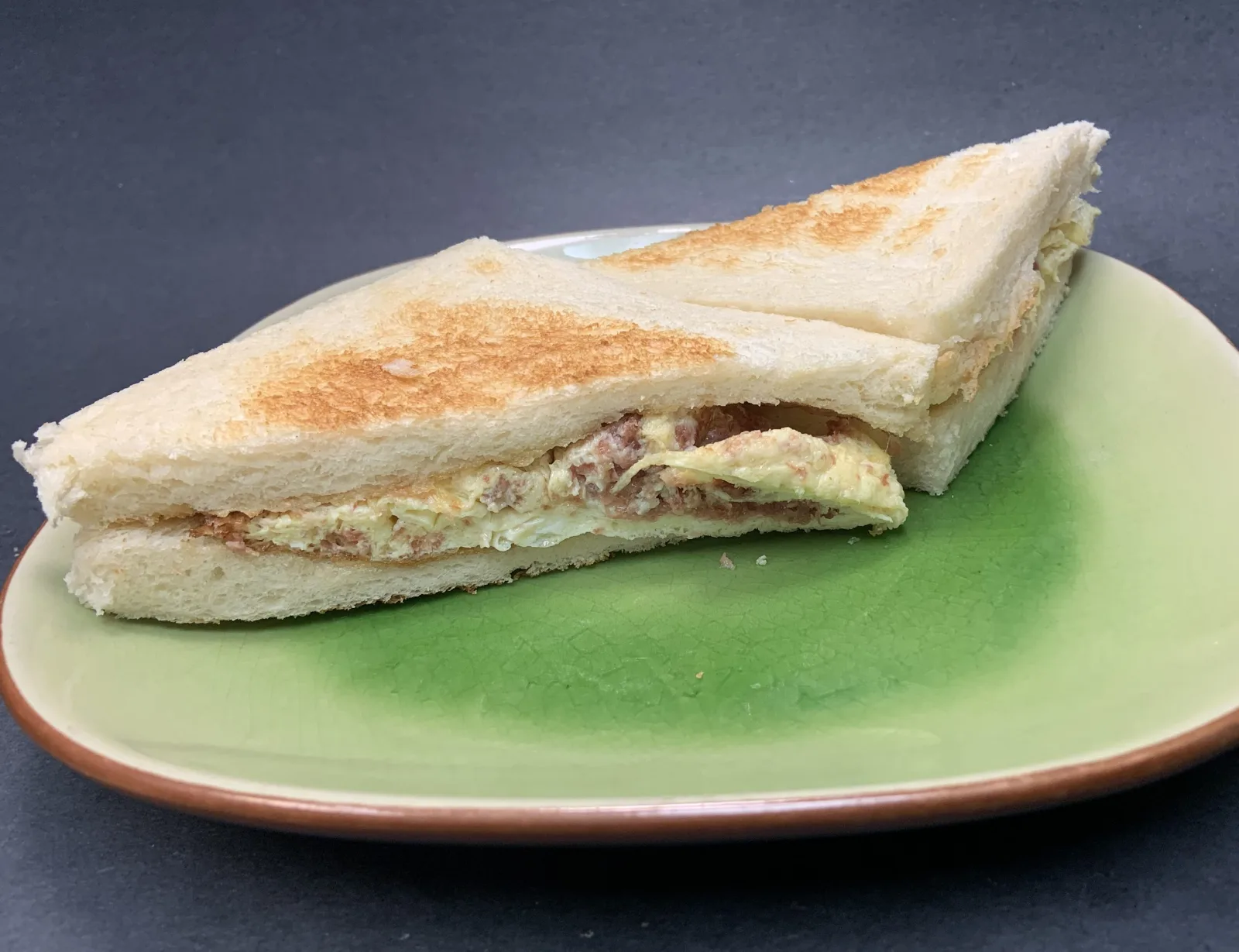 Corn Beef & Egg Sandwich