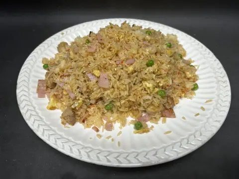 Thai-Inspired Chicken Fried Rice / 泰式燒雞炒飯
