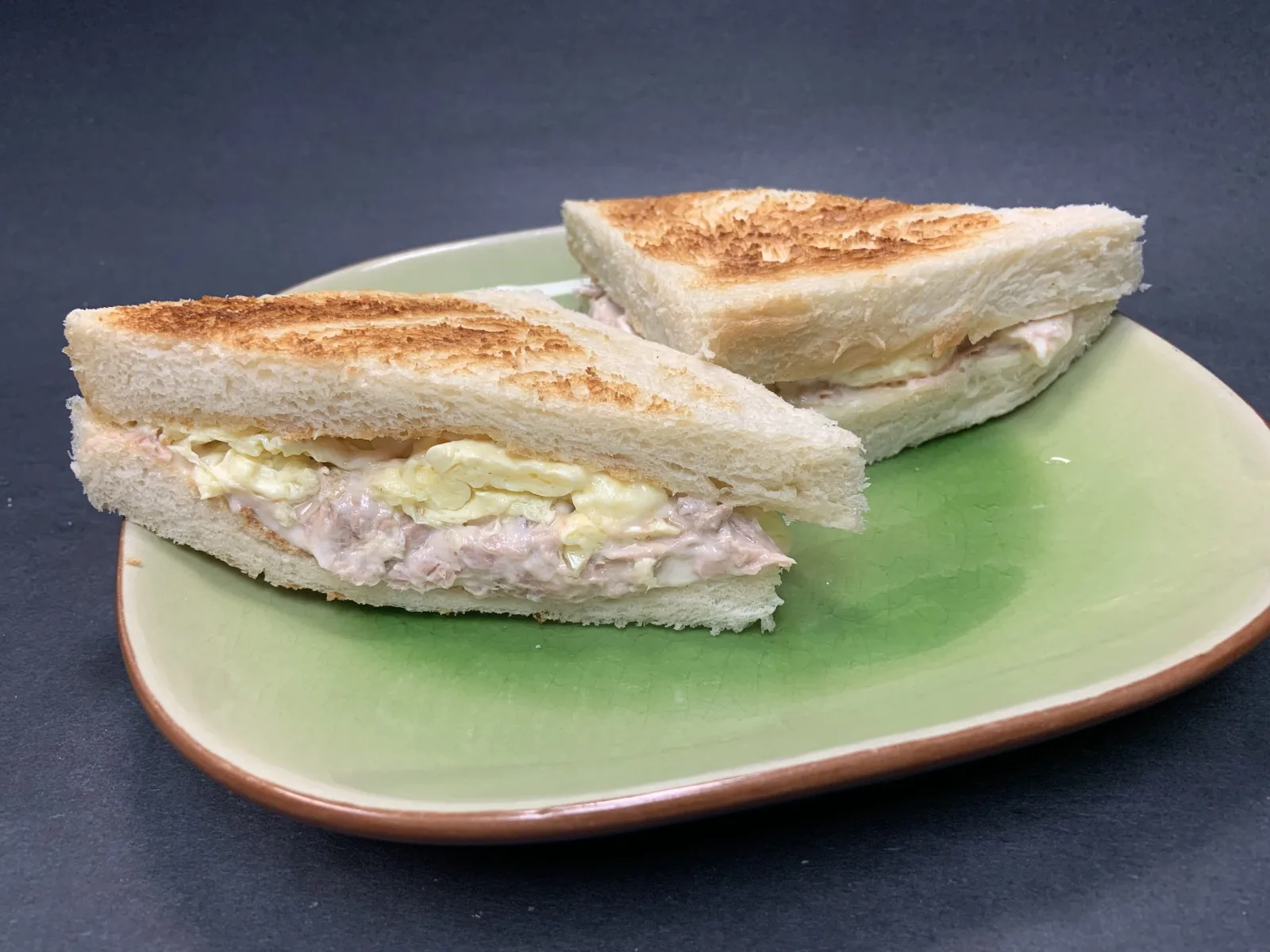 Tuna & Egg Sandwich
